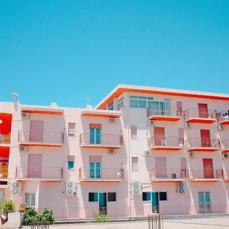 Paradiso Ristorante Ξενοδοχείο 4*