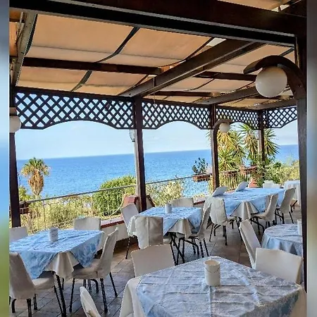 호텔 Paradiso Ristorante