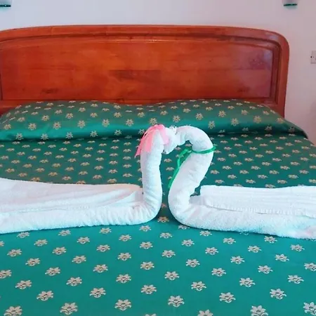 Paradiso Ristorante 호텔 4*