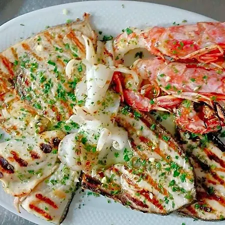 Paradiso Ristorante 호텔 4*