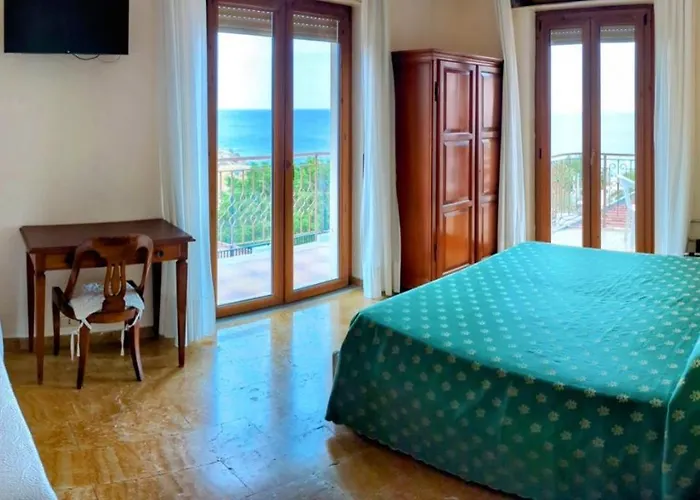 Paradiso Ristorante 4* Riaci Capo